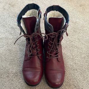 Taxi Burgundy Lace-up Winter Boots